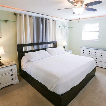 Pool & Hot Tub Home W Game Room! 1 Mile To Beach! Jacksonville Beach Eksteriør bilde
